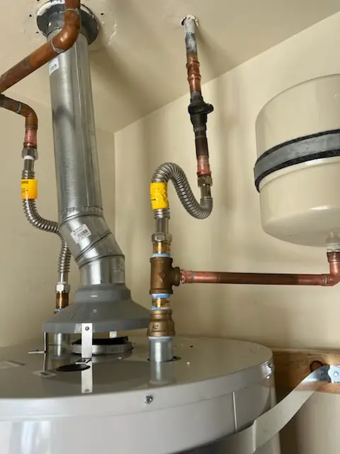Water heater installation and plumbing repair in Murrieta Oaks